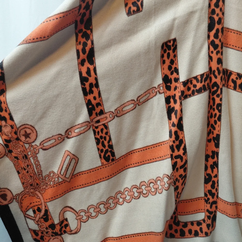 La Florentina Wrap Scarf Faux Fur Leopard Equestrian Print‎ Cream Black Orange